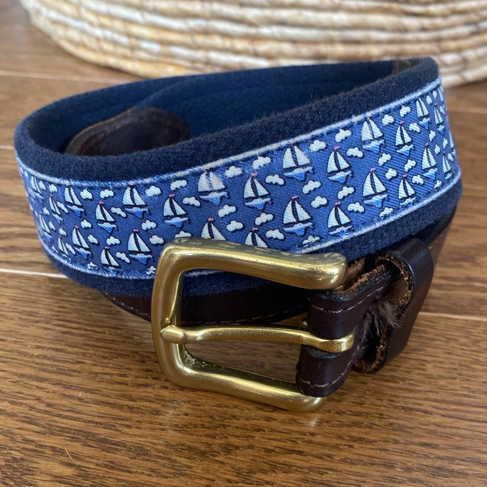 Vineyard Vines Sailboat Belt Brown Leather Silk Print Sz 30